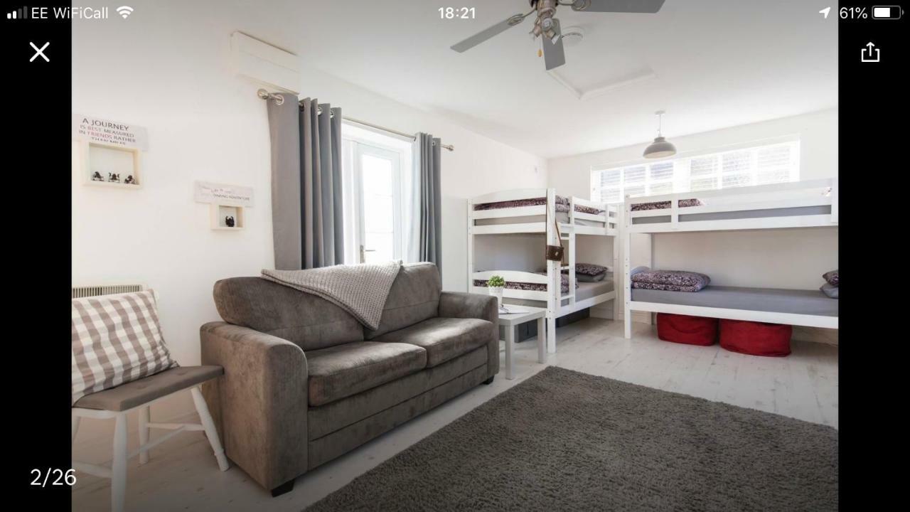 The Shed Bed and Breakfast Merthyr Tydfil Eksteriør billede